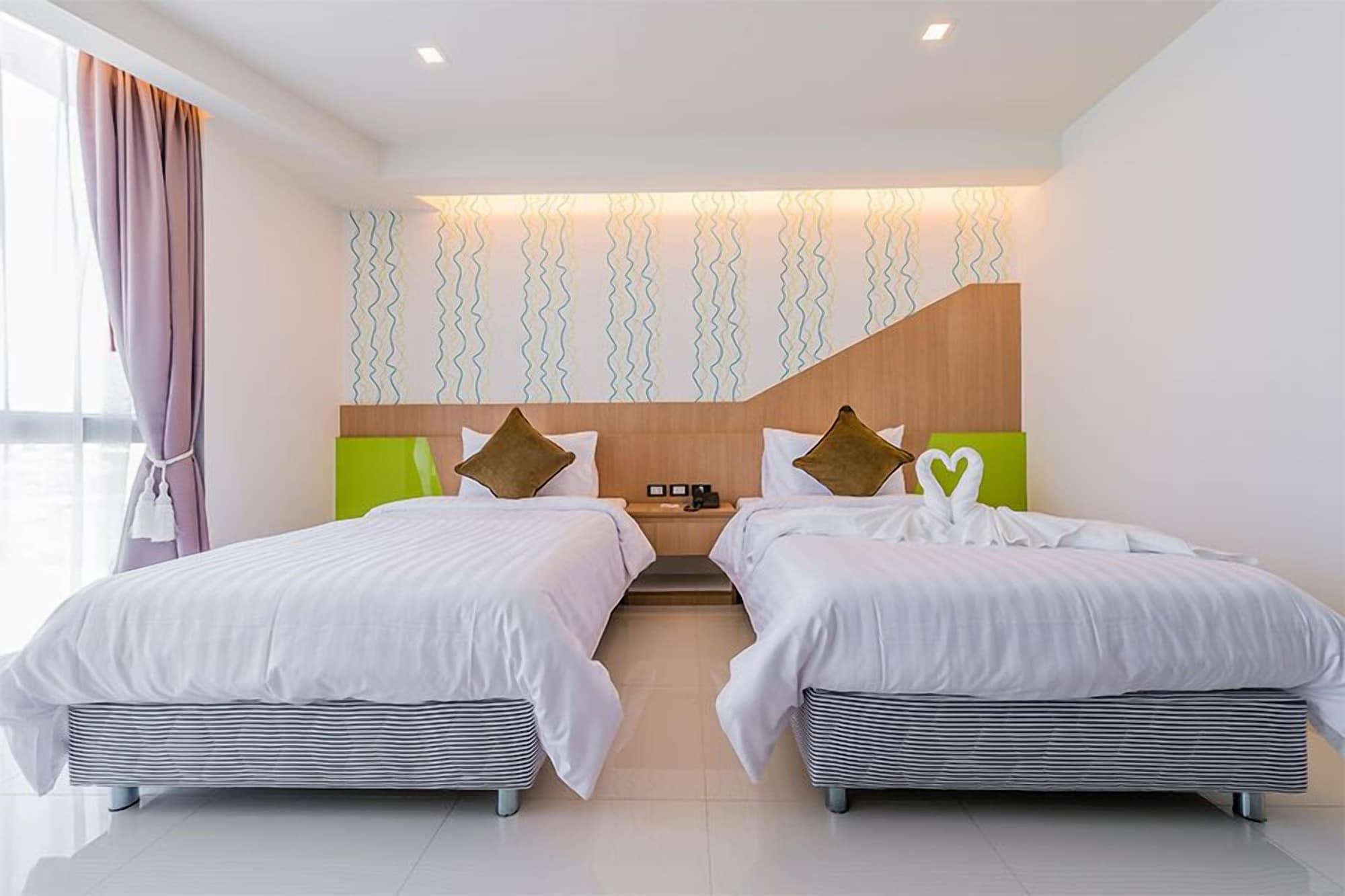 42C The Chic Hotel Nakhon Sawan Exteriör bild
