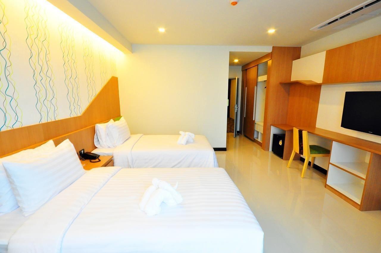 42C The Chic Hotel Nakhon Sawan Exteriör bild
