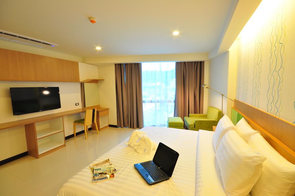 42C The Chic Hotel Nakhon Sawan Rum bild