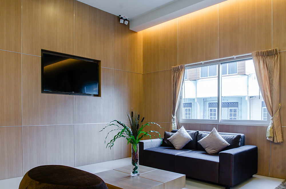42C The Chic Hotel Nakhon Sawan Exteriör bild