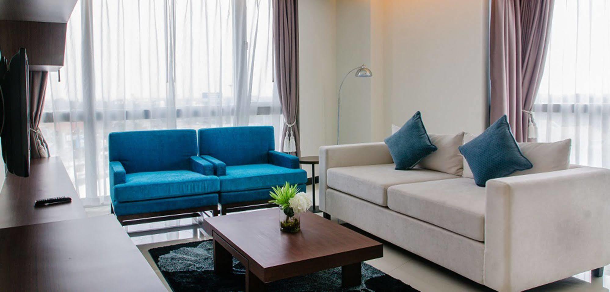 42C The Chic Hotel Nakhon Sawan Exteriör bild